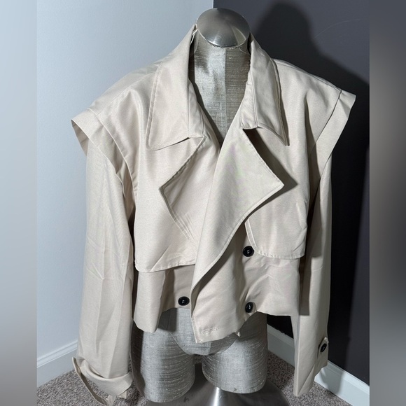 Boohoo Plus Jackets & Blazers - Boohoo plus Cropped trench jacket size US 18